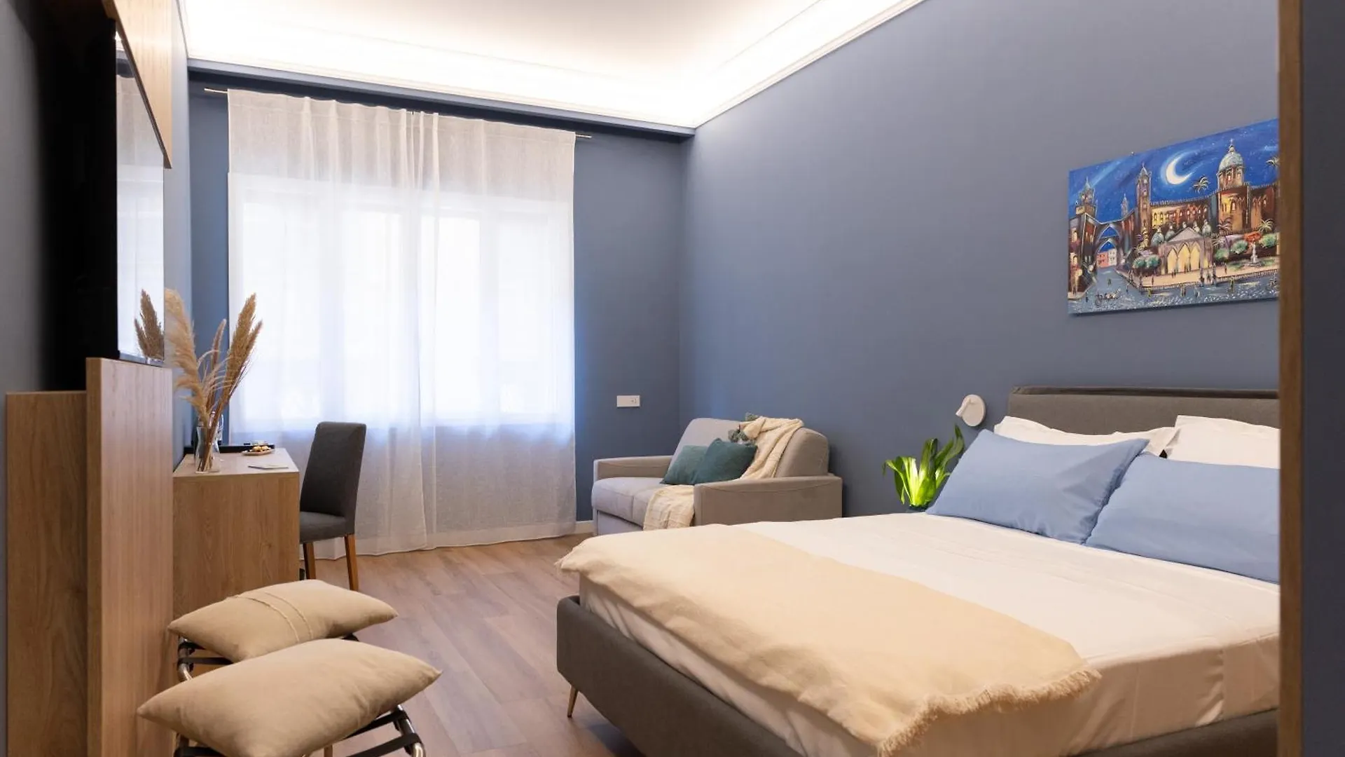 Quattro Canti Deluxe Palermo 0*,
